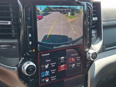 2020 RAM 1500 Laramie 4x4 Crew Cab 5'7" Box