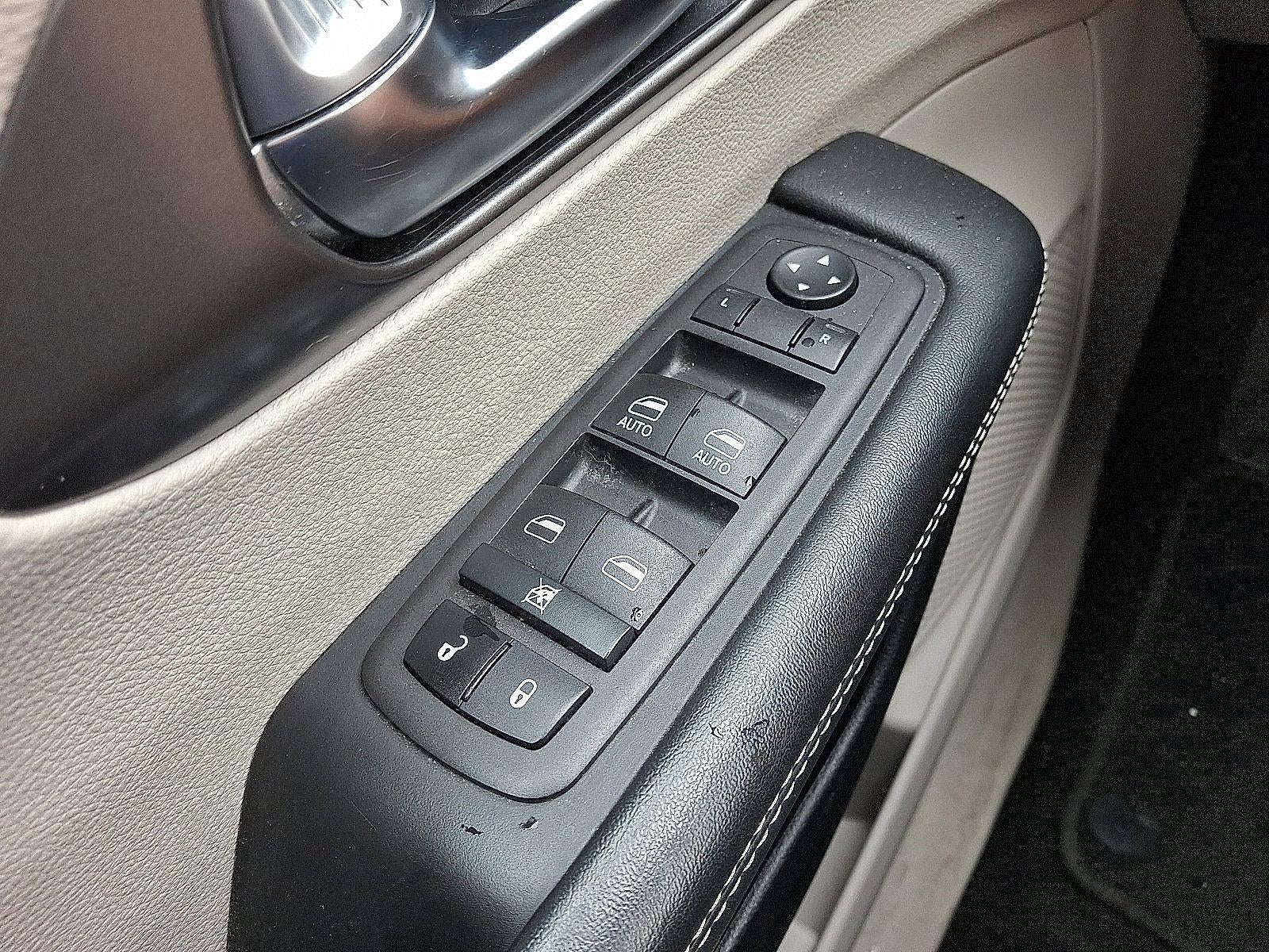 2023 Chrysler Pacifica Touring L FWD