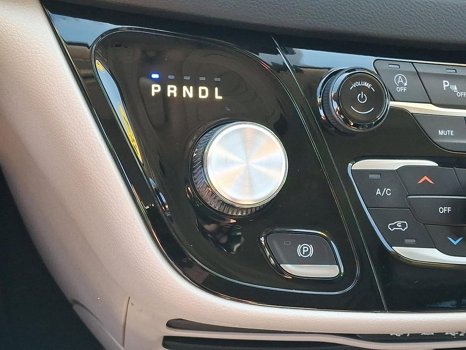 2023 Chrysler Pacifica Touring L FWD