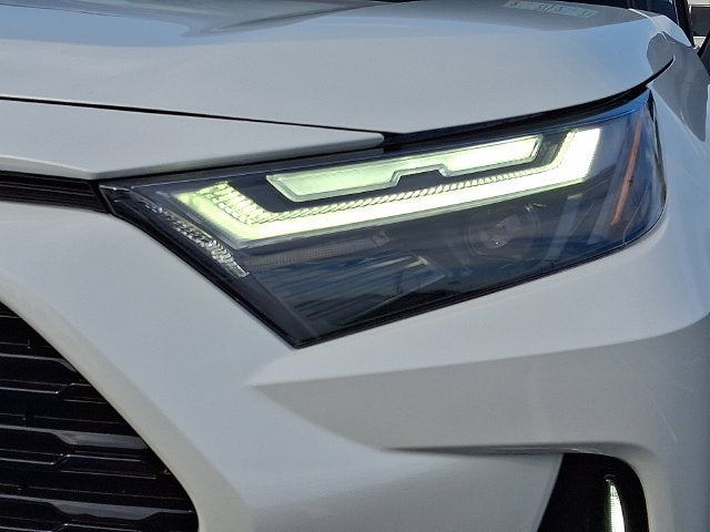2025 Toyota RAV4 Hybrid XSE