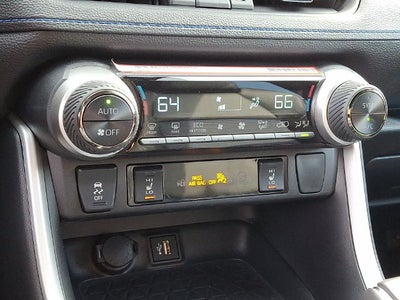 2025 Toyota RAV4 Hybrid XSE