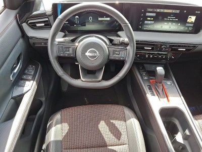 2025 Nissan Kicks SR AWD