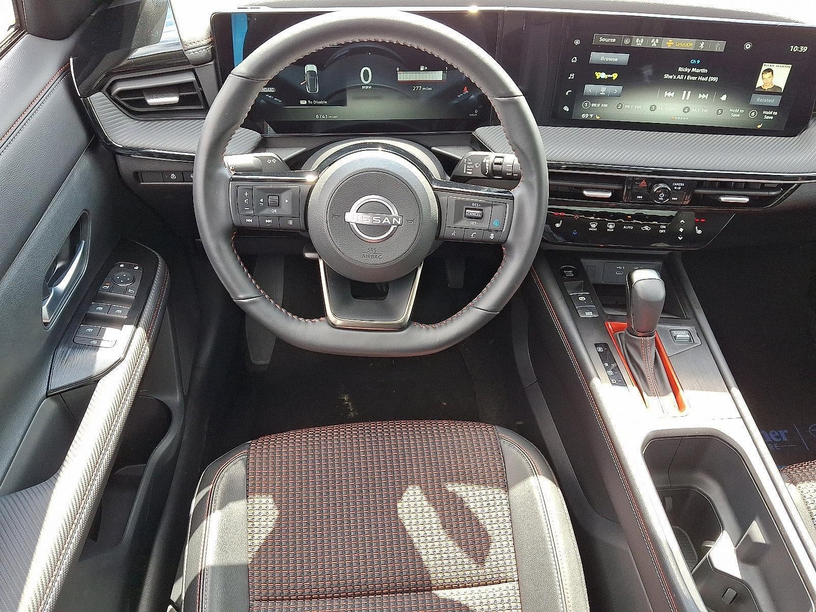 2025 Nissan Kicks SR AWD
