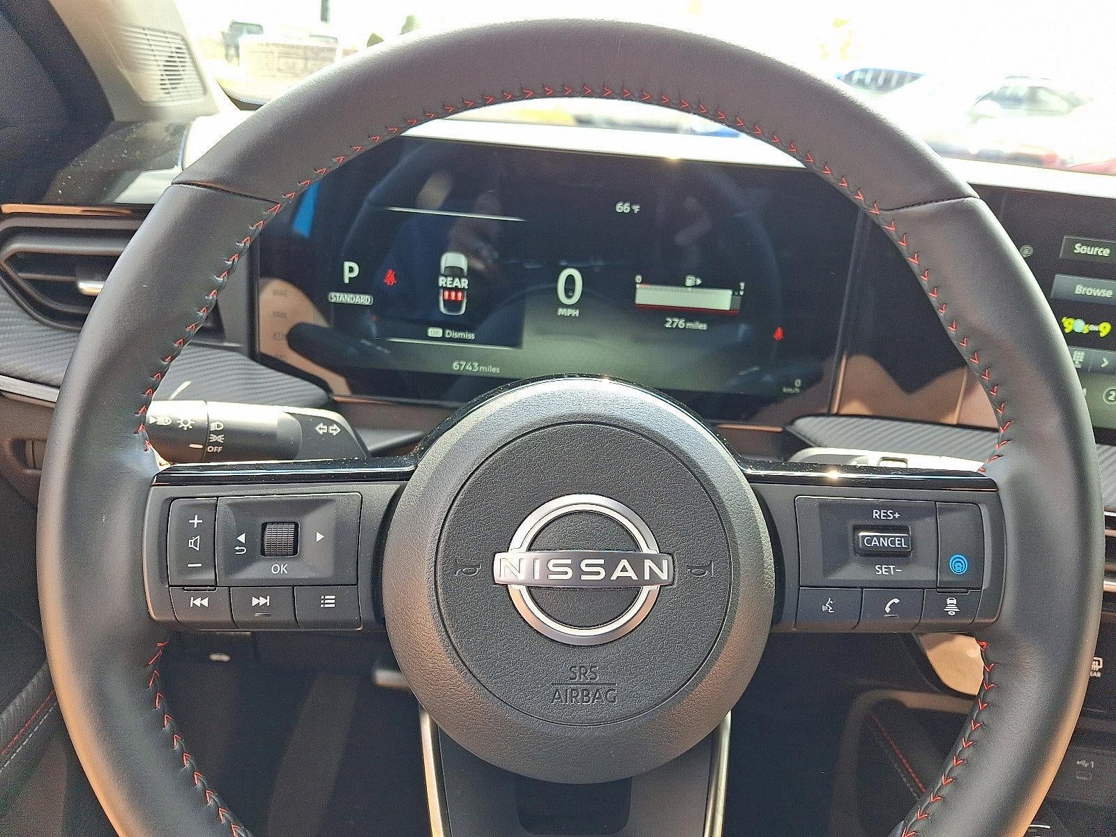 2025 Nissan Kicks SR AWD