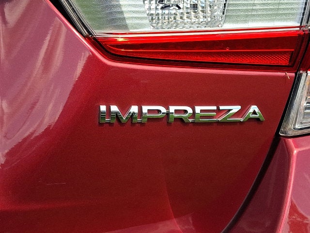2019 Subaru Impreza 2.0i
