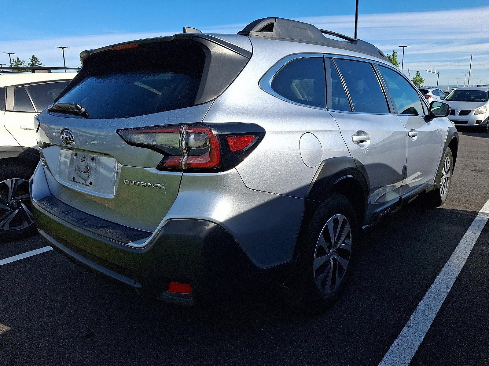 2023 Subaru Outback Premium CVT