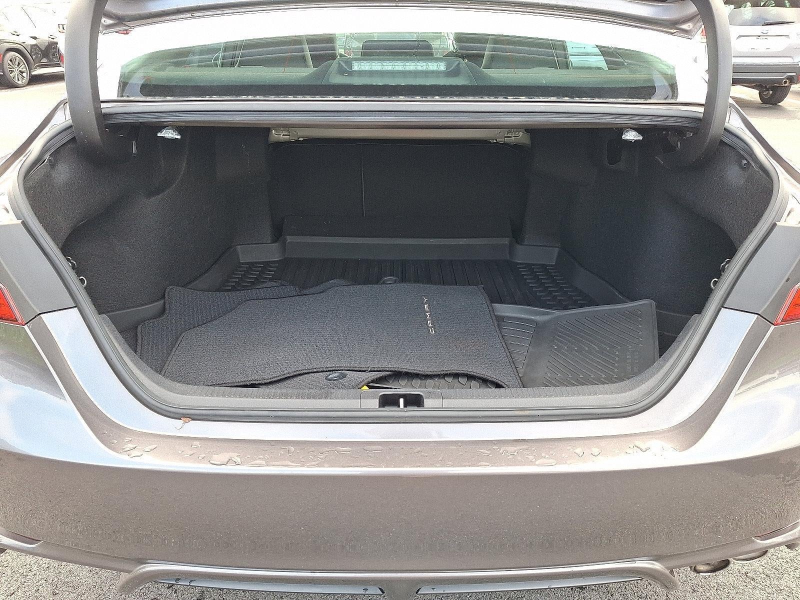 2020 Toyota Camry SE Auto AWD (Natl)