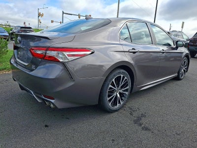 2020 Toyota Camry SE Auto AWD (Natl)