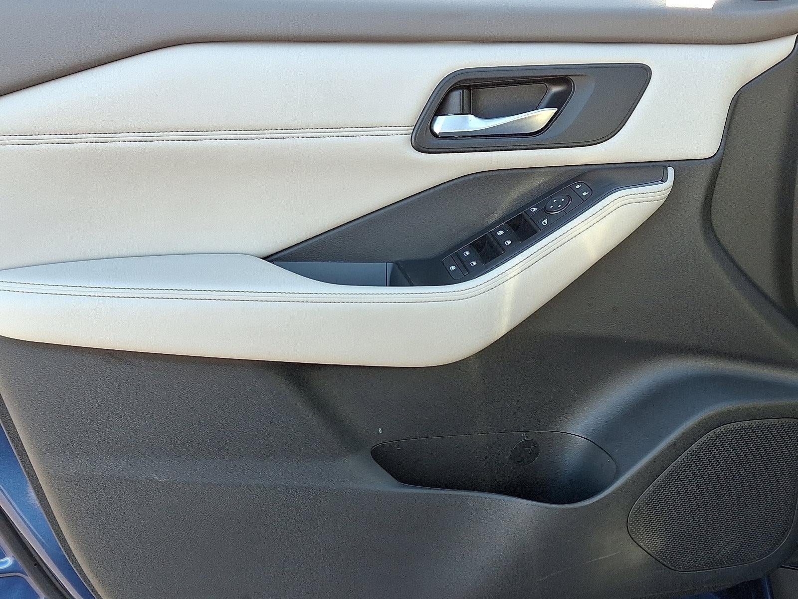 2022 Nissan Rogue AWD SV