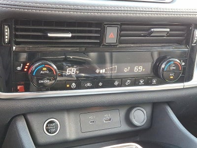 2022 Nissan Rogue AWD SV