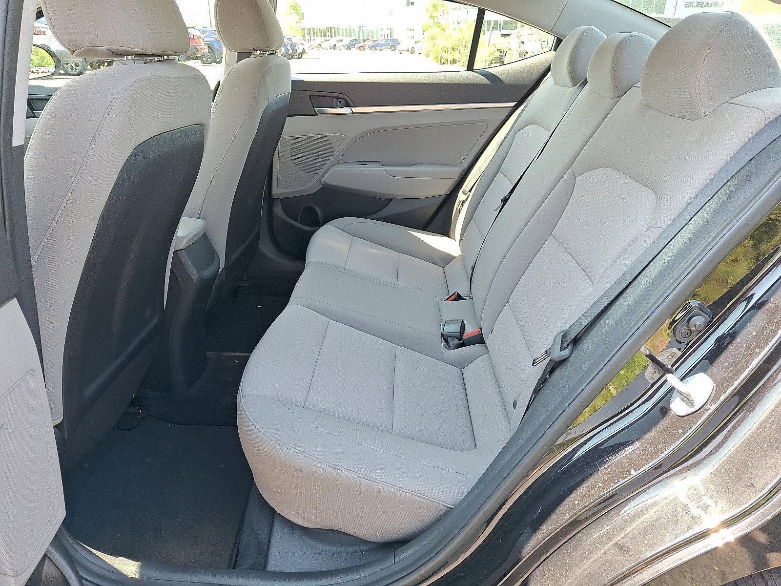 2020 Hyundai ELANTRA SE IVT