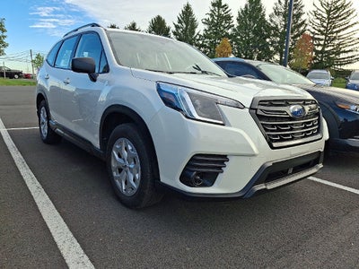 2023 Subaru Forester Base