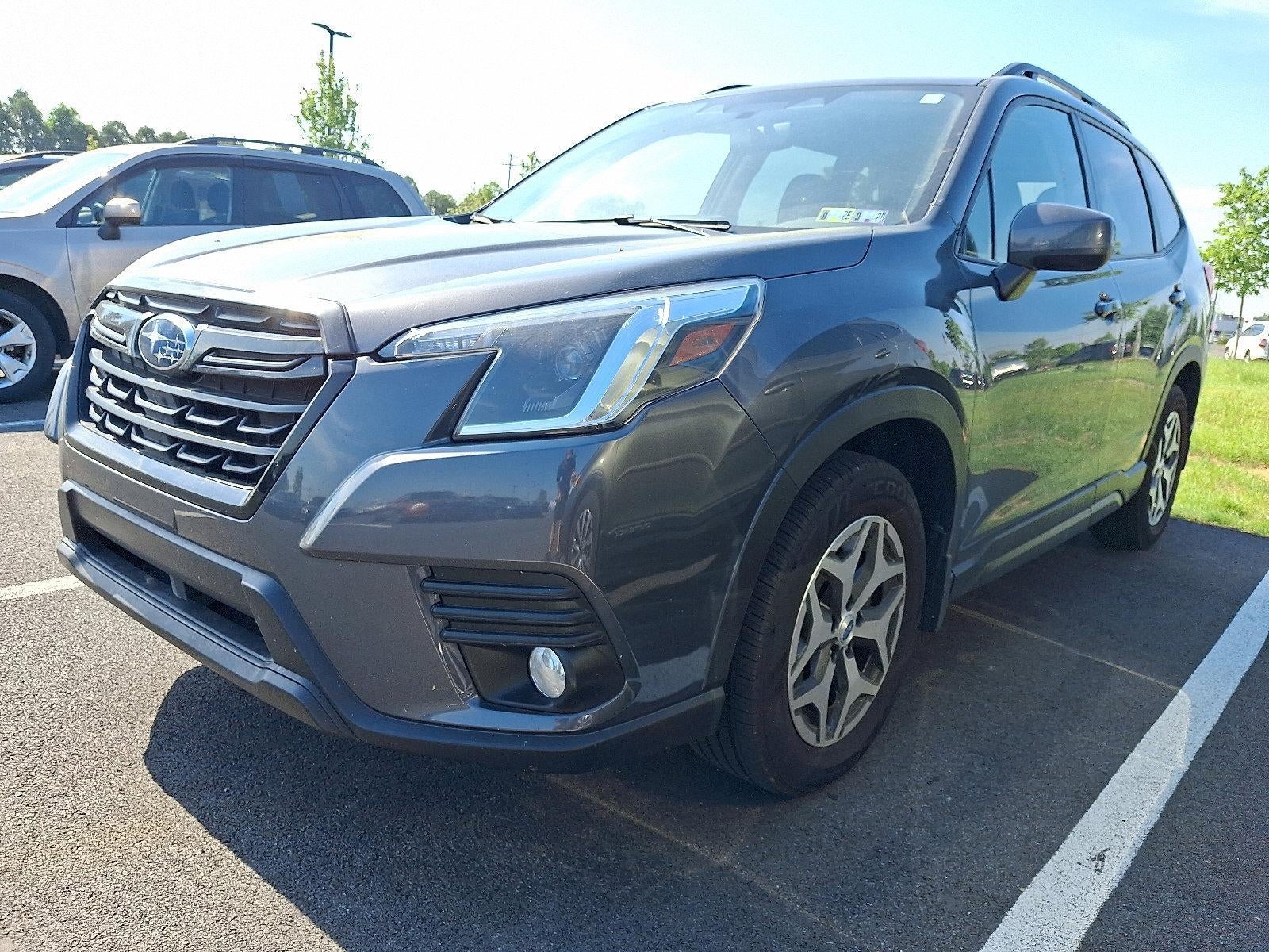 2023 Subaru Forester Premium CVT