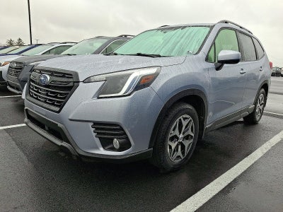 2023 Subaru Forester Premium CVT