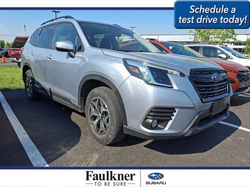 2023 Subaru Forester Premium CVT
