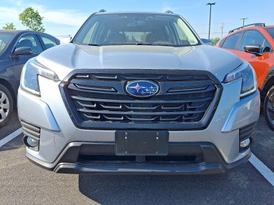 2023 Subaru Forester Premium CVT