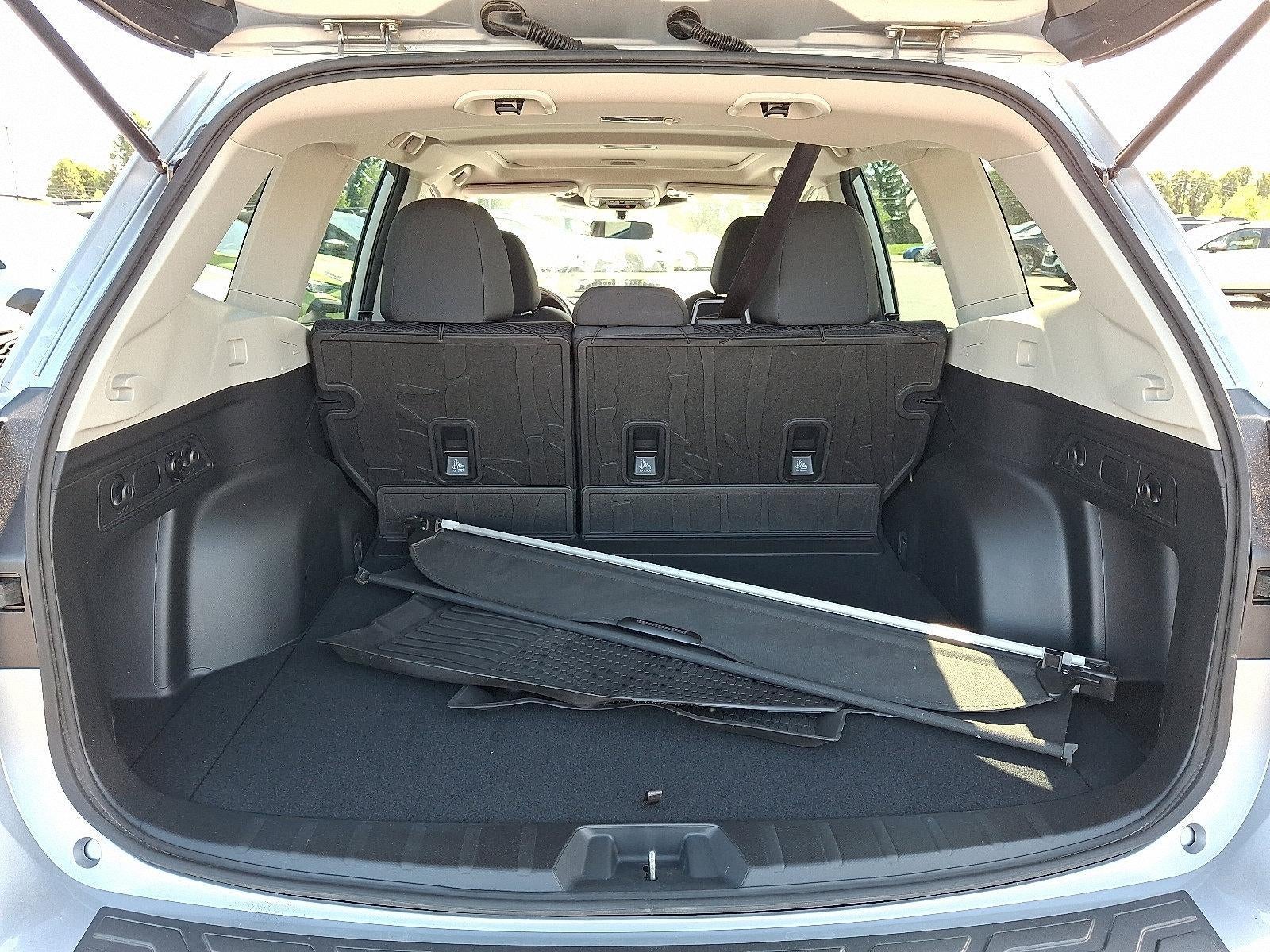 2023 Subaru Forester Premium CVT