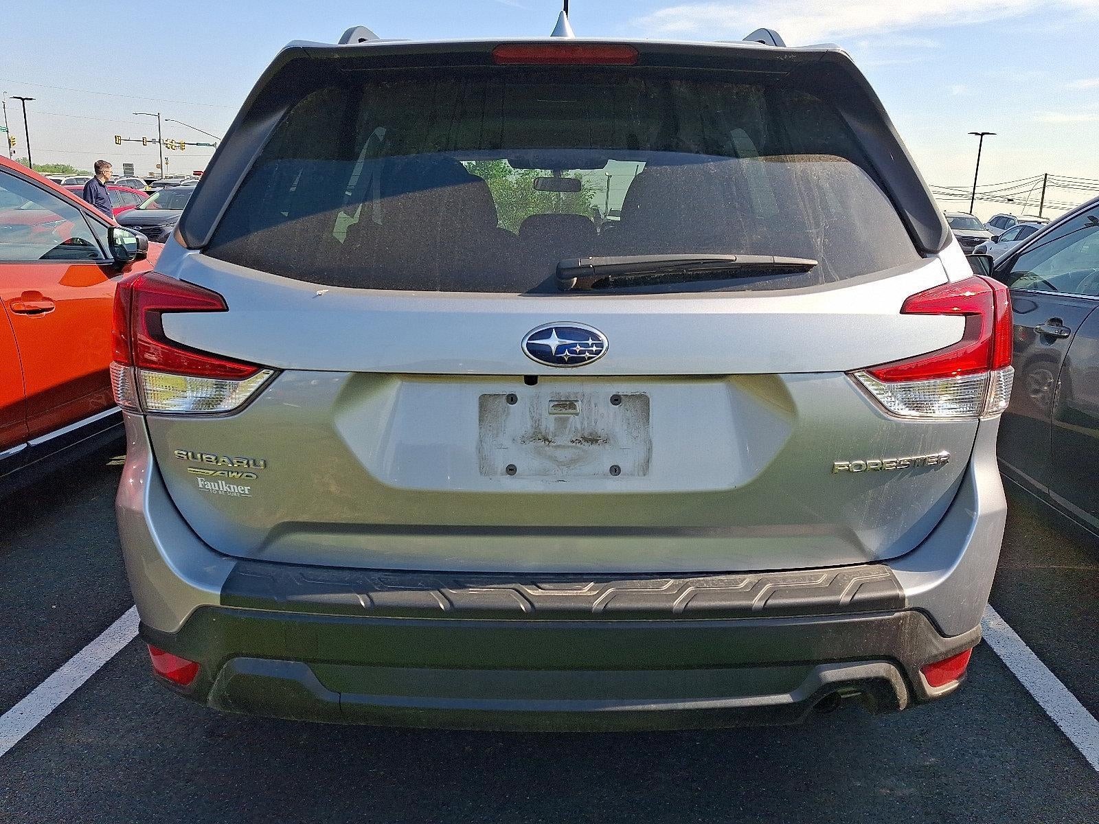 2023 Subaru Forester Premium CVT