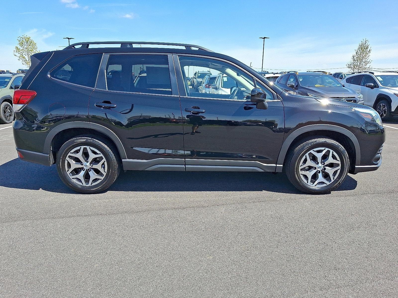 2024 Subaru Forester Premium AWD