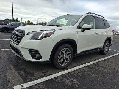 2023 Subaru Forester Premium CVT