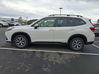 2023 Subaru Forester Premium CVT