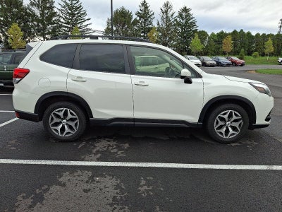 2023 Subaru Forester Premium CVT
