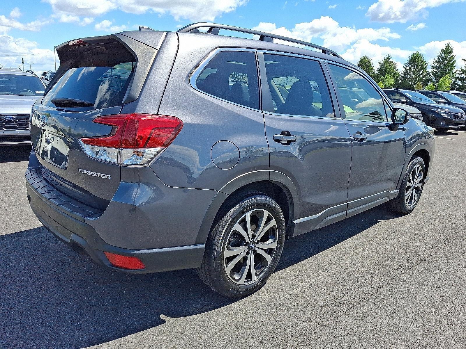 2023 Subaru Forester Limited CVT