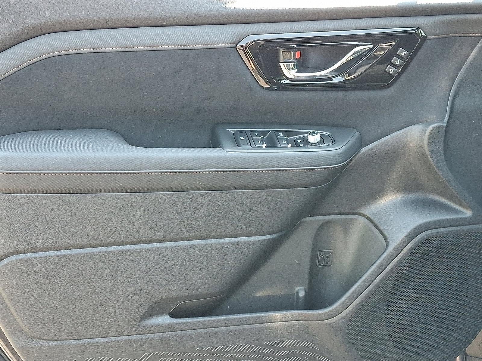 2025 Subaru Forester Touring Hybrid AWD