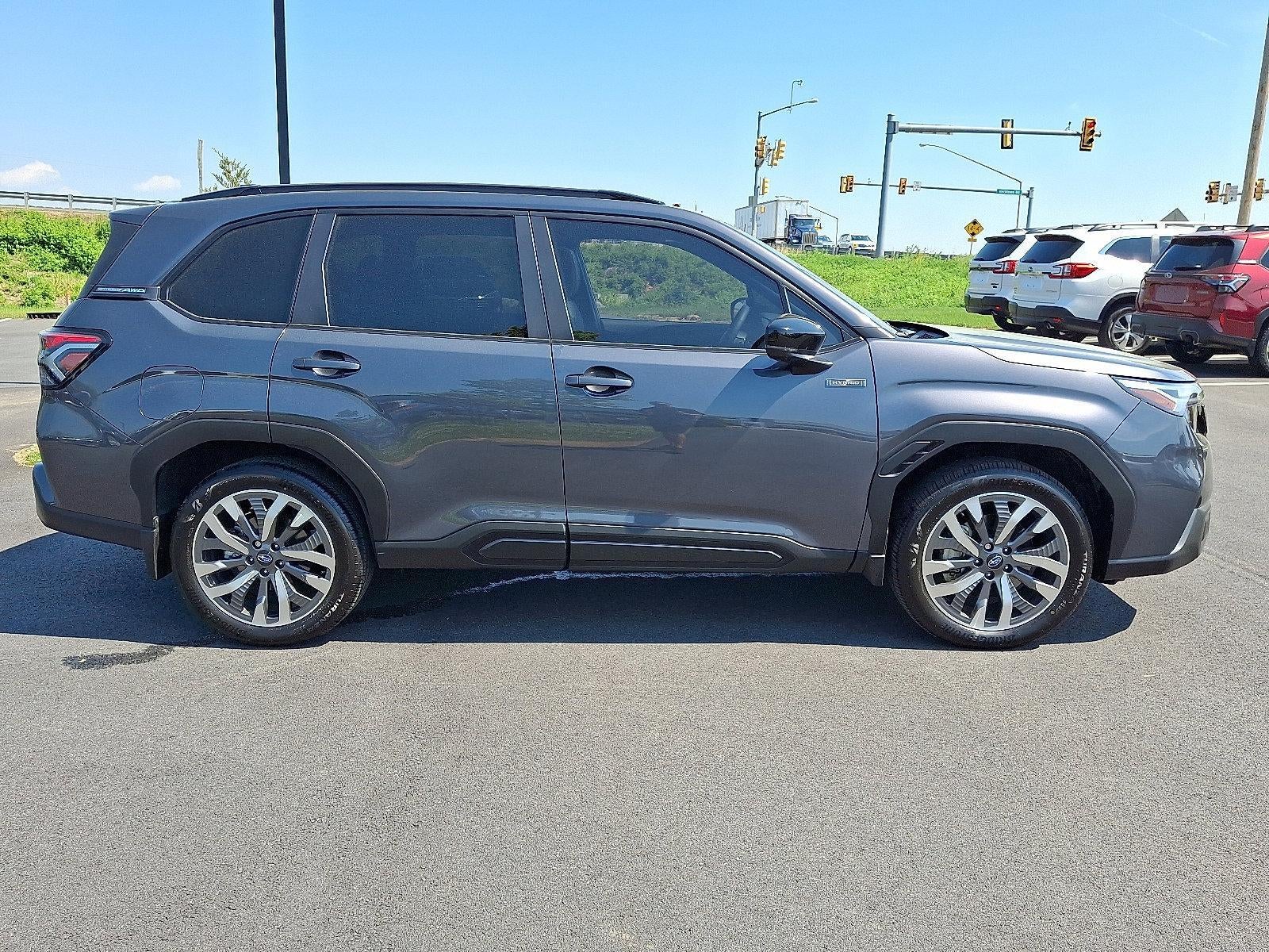 2025 Subaru Forester Touring Hybrid AWD