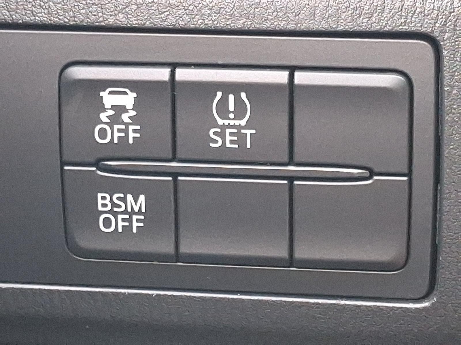 2015 Mazda Mazda6 4dr Sdn Man i Touring