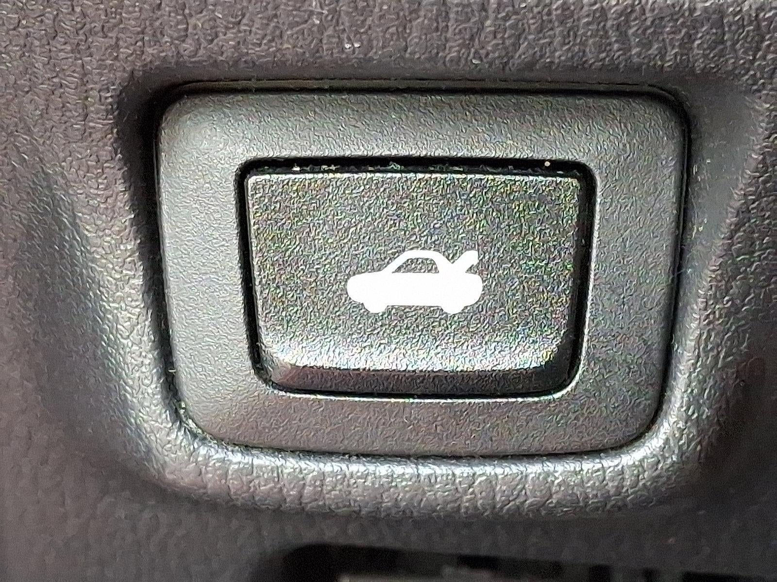 2015 Mazda Mazda6 4dr Sdn Man i Touring
