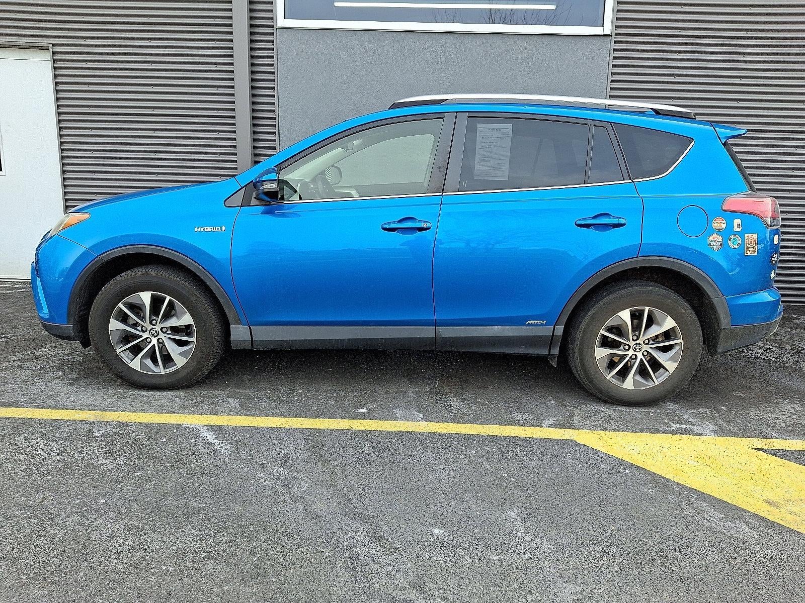 2016 Toyota RAV4 Hybrid AWD 4dr XLE (Natl)