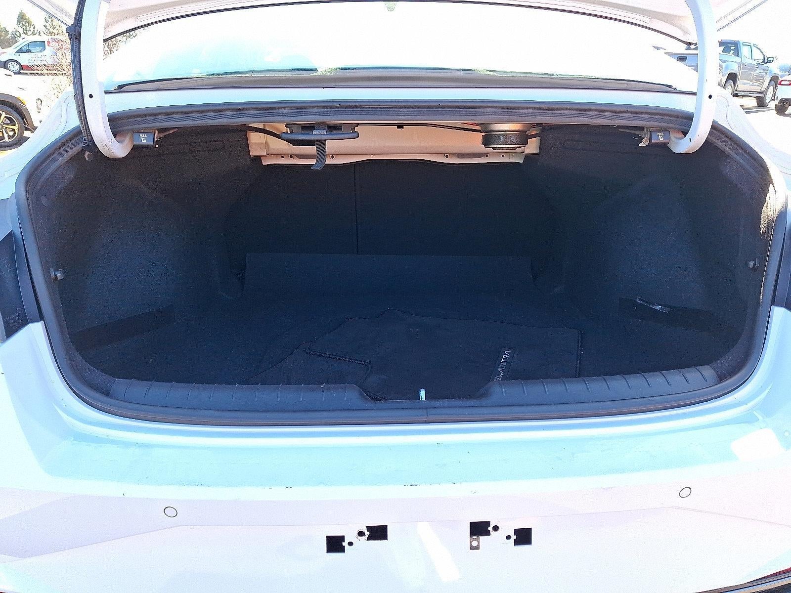 2023 Hyundai ELANTRA Hybrid Limited DCT