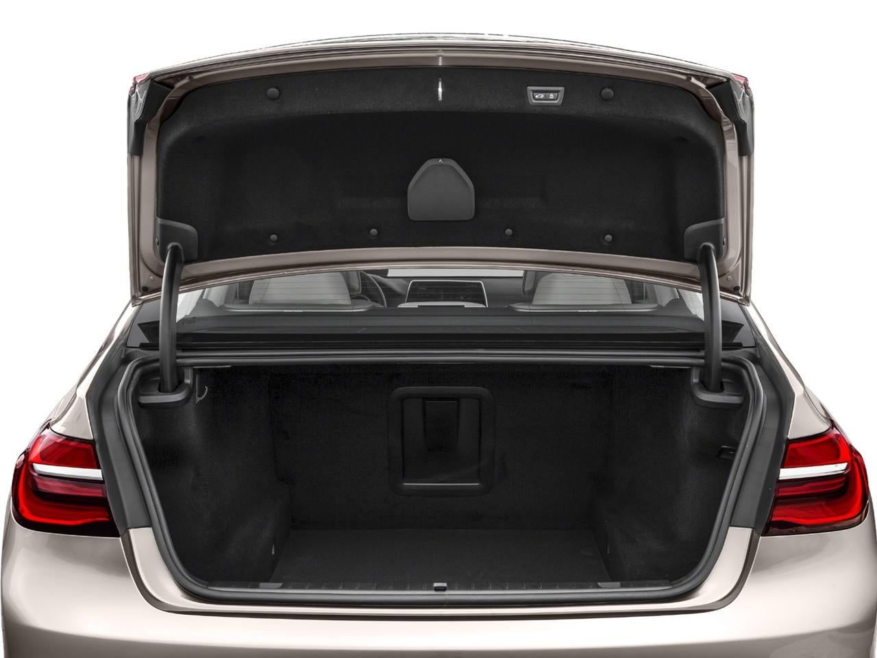 2018 BMW 750i xDrive Sedan