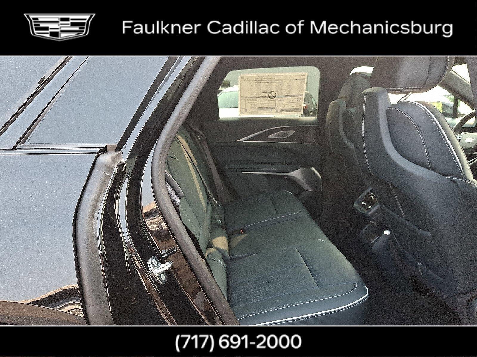 2025 Cadillac LYRIQ Sport 3